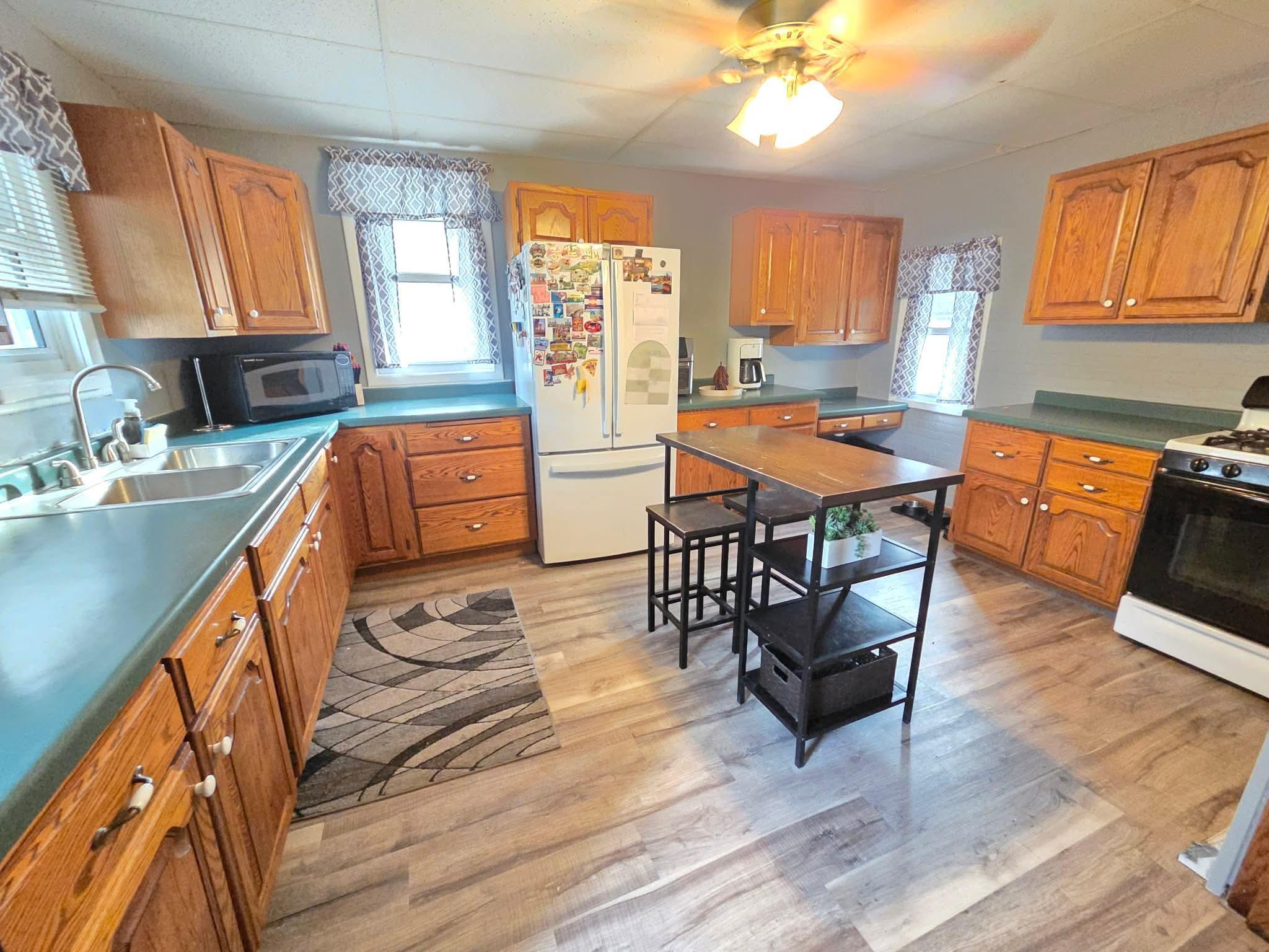 607 East 2nd Street Winona, MN 55987 - Photo 3 of 12