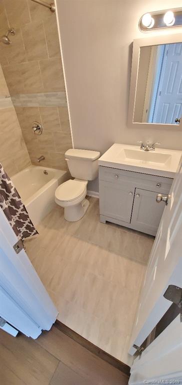 20109 Henderson Road, Unit C Cornelius, NC 28031 - Photo 19 of 27 Gallery Image 19