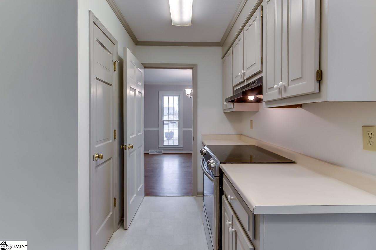 6 Pine Gate Court Greenville, SC 29607 - Photo 16 of 35 Gallery Image 16