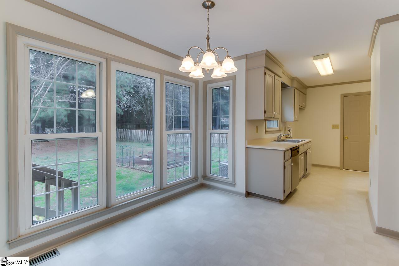 6 Pine Gate Court Greenville, SC 29607 - Photo 18 of 35 Gallery Image 18