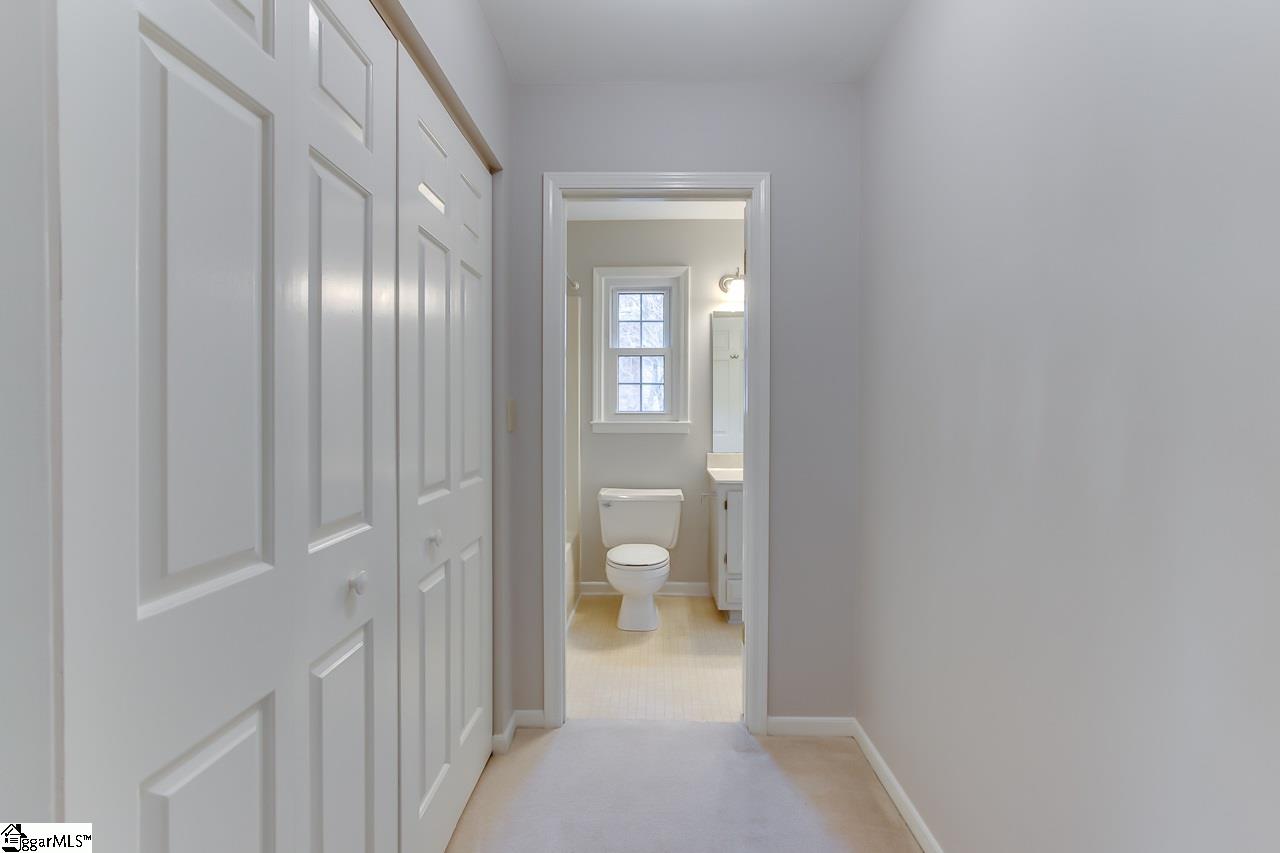 6 Pine Gate Court Greenville, SC 29607 - Photo 24 of 35 Gallery Image 24