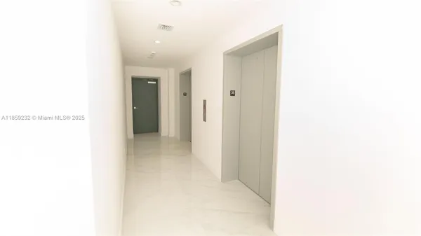 $9,750 | 700 Northeast 24th Street, Unit 2705, Miami, FL 33137
