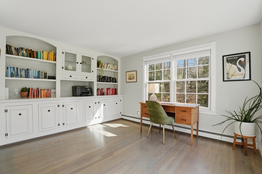 296 Meiggs Backus Road Sandwich, MA 02563 - Photo 9 of 40