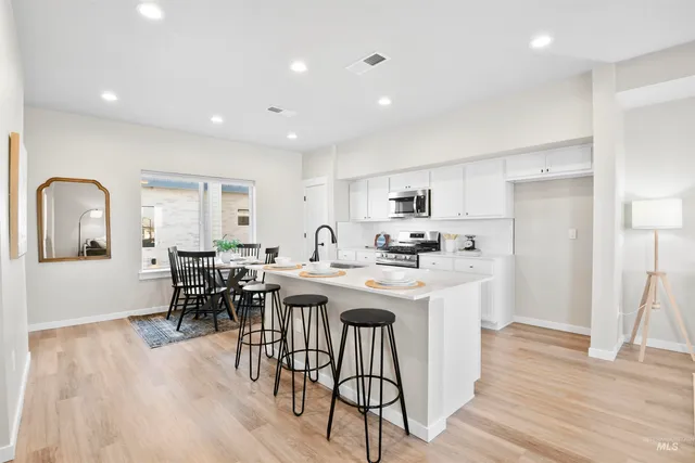 $345,000 | 523 North Lucy Lane, Nampa, ID 83687