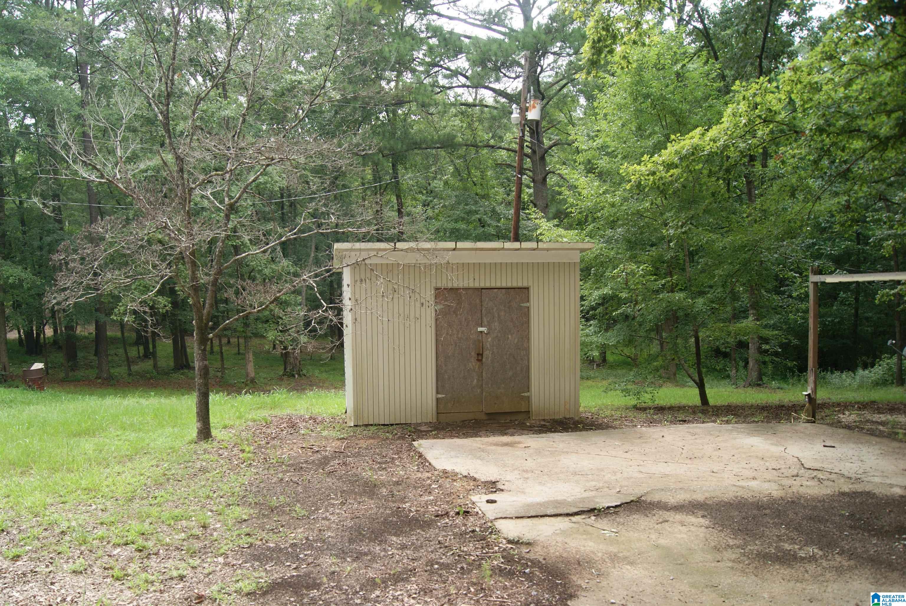 261 Highway 437 Sterrett, AL 35147 - Photo 30 of 32