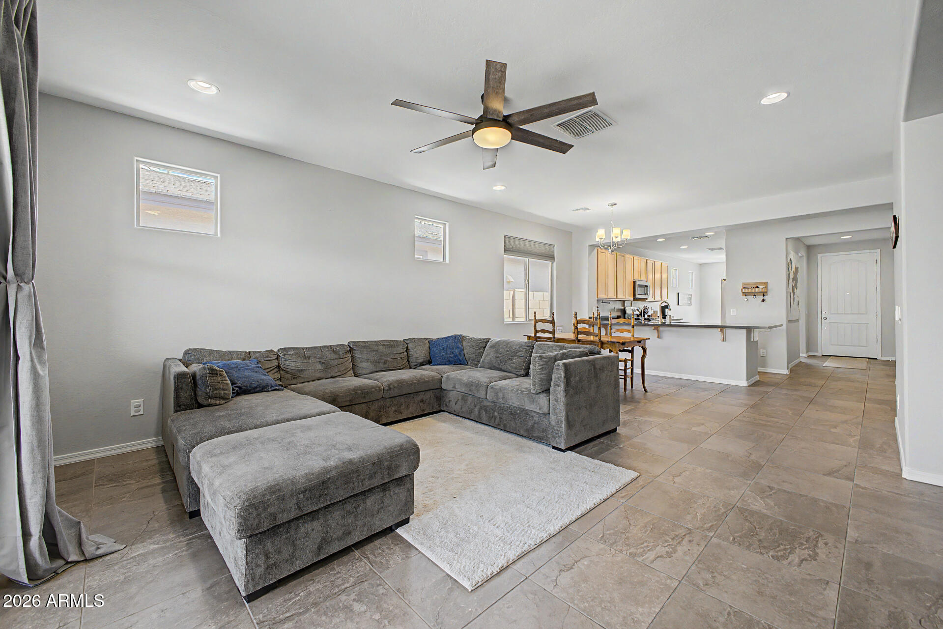 5636 West Chuck Box Road Laveen, AZ 85339 - Photo 2 of 20 Great Room
