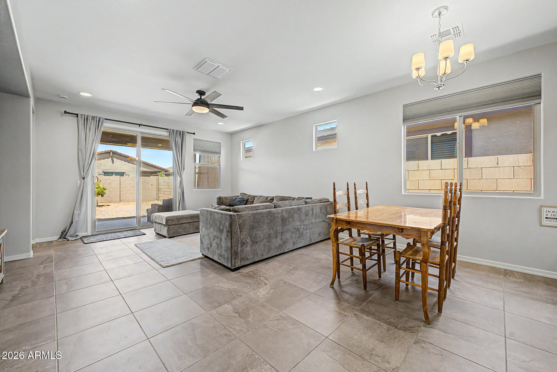 5636 West Chuck Box Road Laveen, AZ 85339 - Photo 3 of 20 Dining/Great Room
