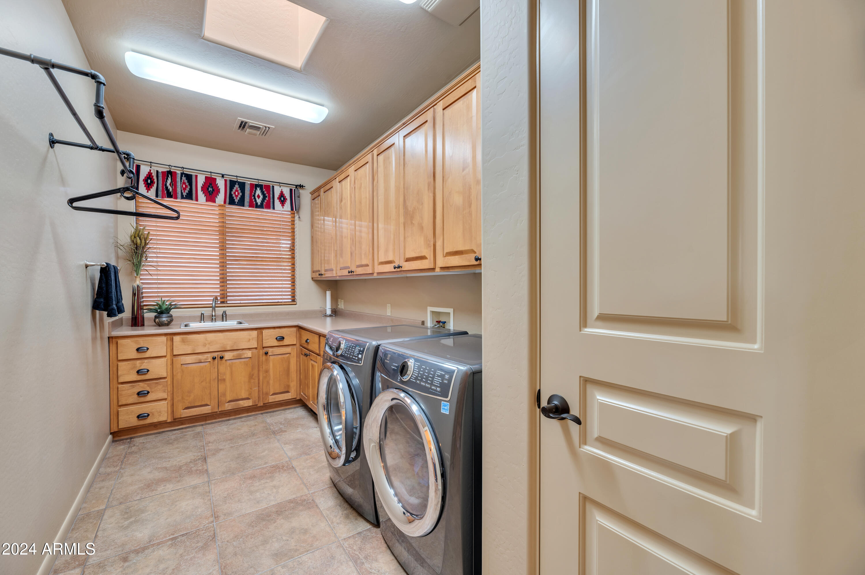 18947 East Lazo Court Rio Verde, AZ 85263 - Photo 14 of 24 Spacious Laundry