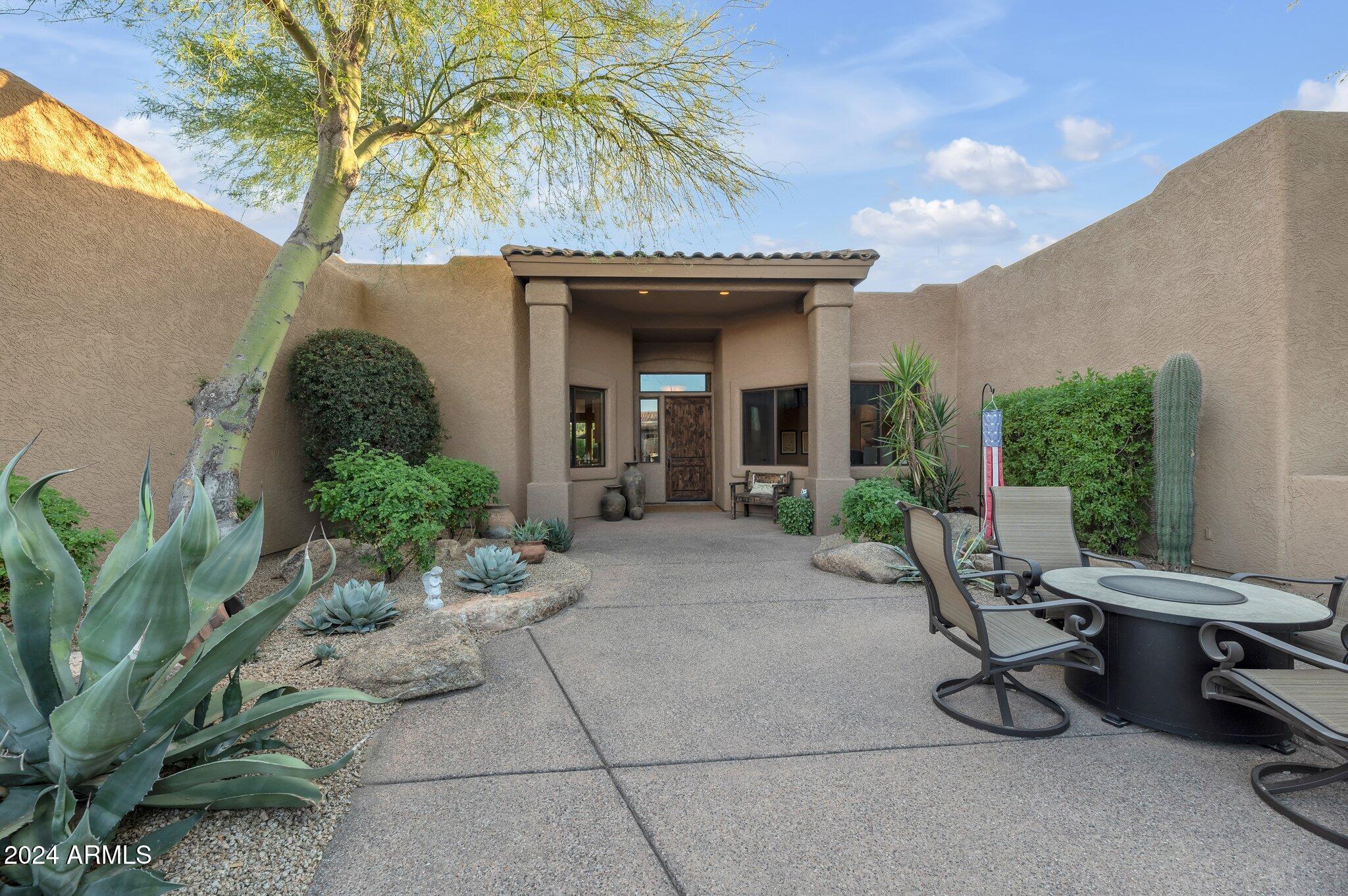 18947 East Lazo Court Rio Verde, AZ 85263 - Photo 20 of 24 Courtyard