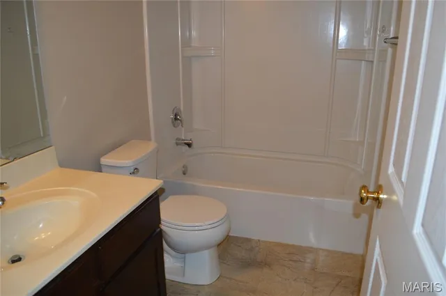 $399,900 | 1313 Commons Circle, Cottleville, MO 63304