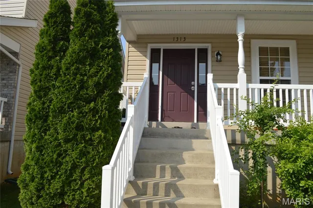 $399,900 | 1313 Commons Circle, Cottleville, MO 63304