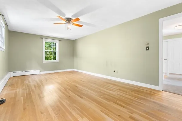 $950,000 | 646 Cambridge Turnpike, Concord, MA 01742