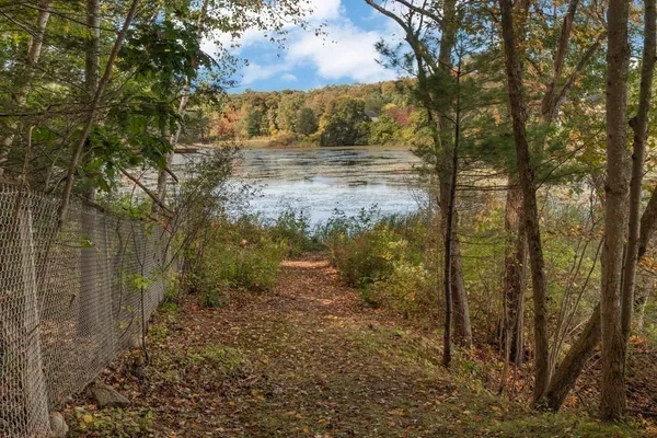 $950,000 | 646 Cambridge Turnpike, Concord, MA 01742