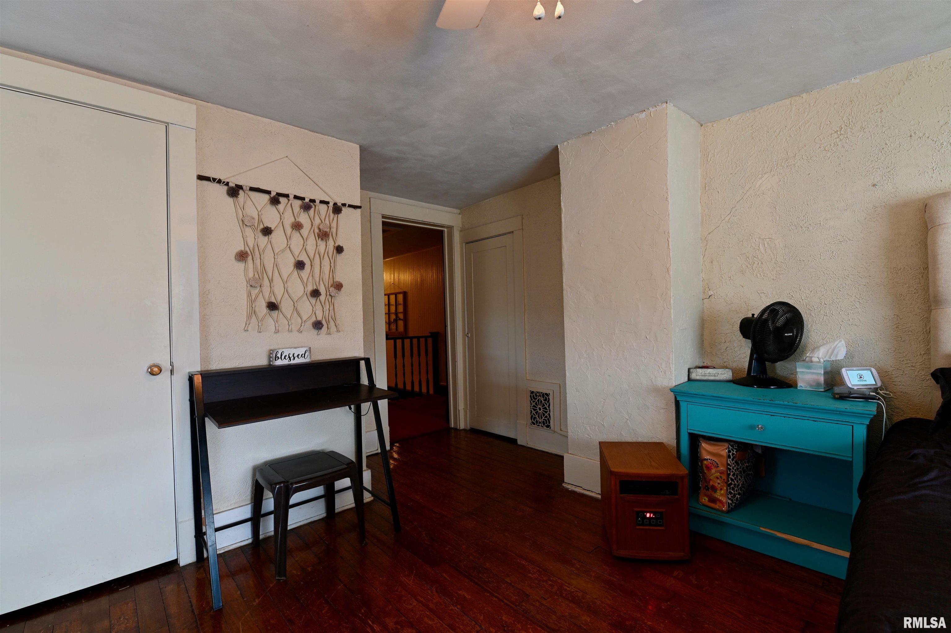 17928 West Higgs Road Trivoli, IL 61569 - Photo 23 of 39