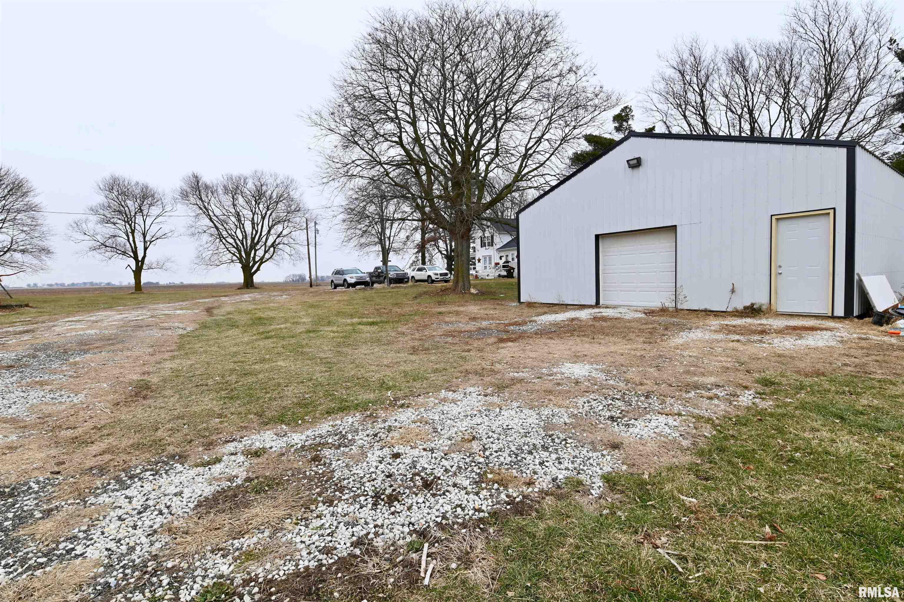 17928 West Higgs Road Trivoli, IL 61569 - Photo 3 of 39