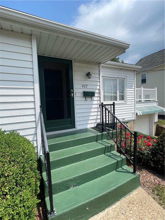 457 Chestnut Street Indiana, PA 15701 - Photo 2 of 27