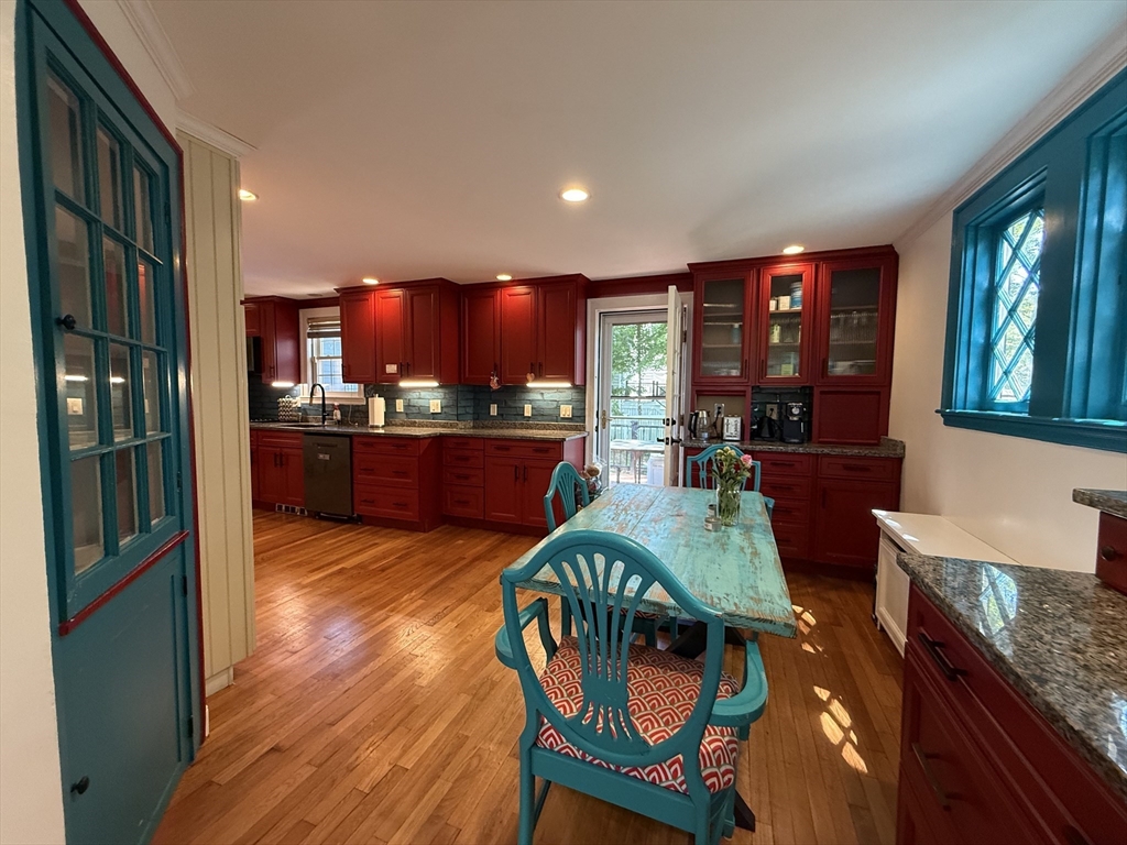 36 Risley Road, Unit 36 Brookline, MA 02467 - Photo 5 of 21