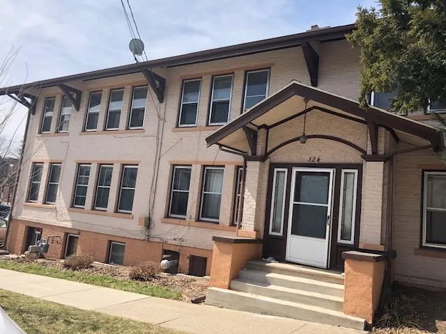 $875 | 31 East Gorham Street, Unit 3, Madison, WI 53703