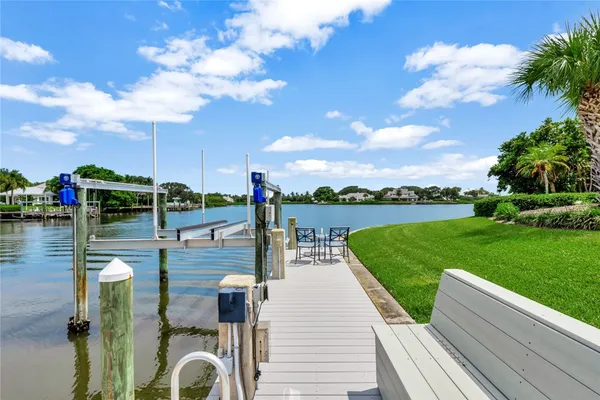 $12,000 | 518 River Drive, Vero Beach, FL 32963