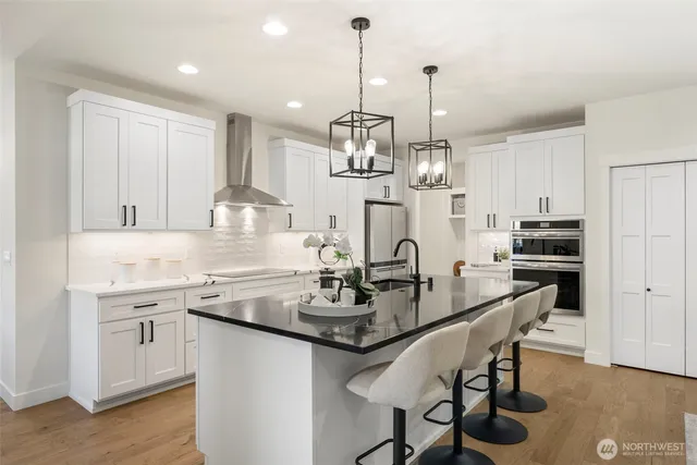 $1,250,000 | 13332 Lake Road, Lynnwood, WA 98087