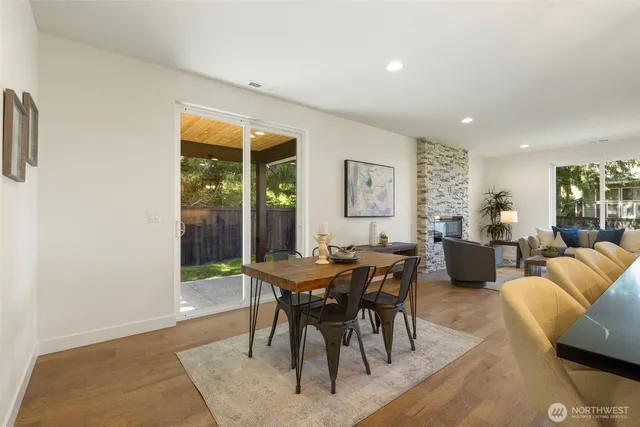 $1,250,000 | 13332 Lake Road, Lynnwood, WA 98087