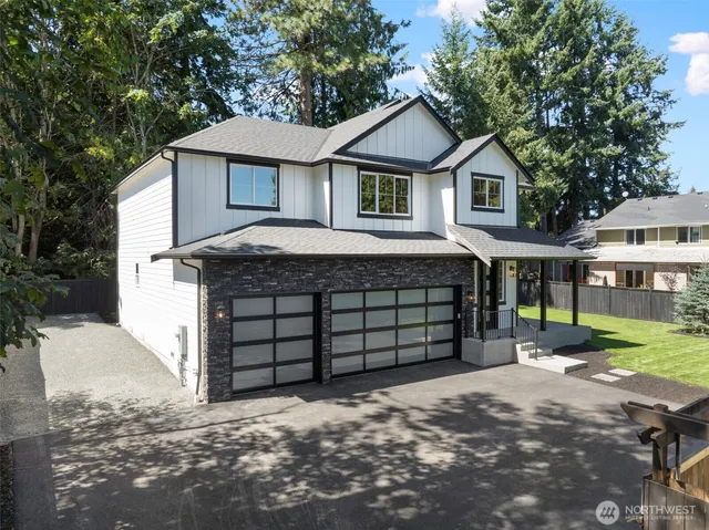 $1,250,000 | 13332 Lake Road, Lynnwood, WA 98087
