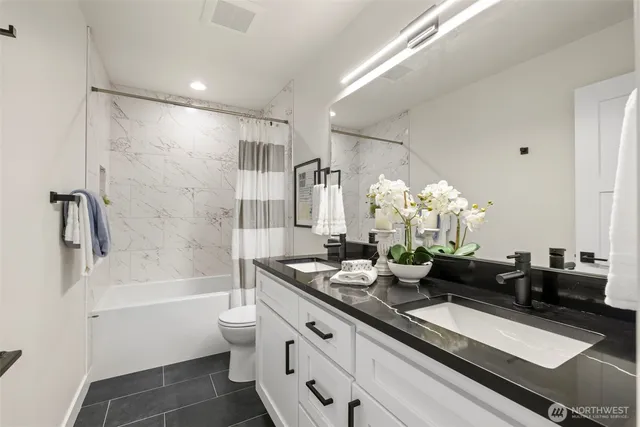 $1,250,000 | 13332 Lake Road, Lynnwood, WA 98087