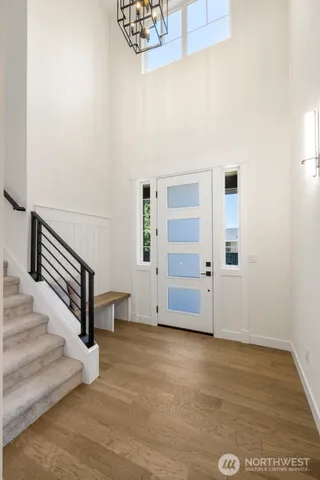 $1,250,000 | 13332 Lake Road, Lynnwood, WA 98087