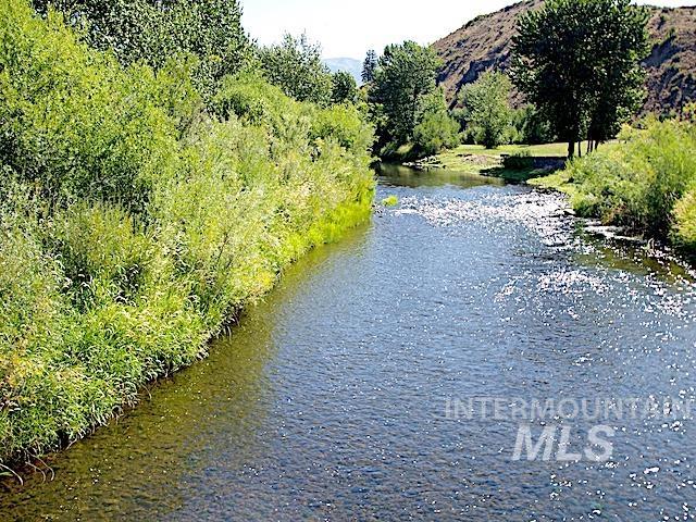2128 Jackson Creek Road Council, ID 83612 - Photo 41 of 50 Water view featuring mountains