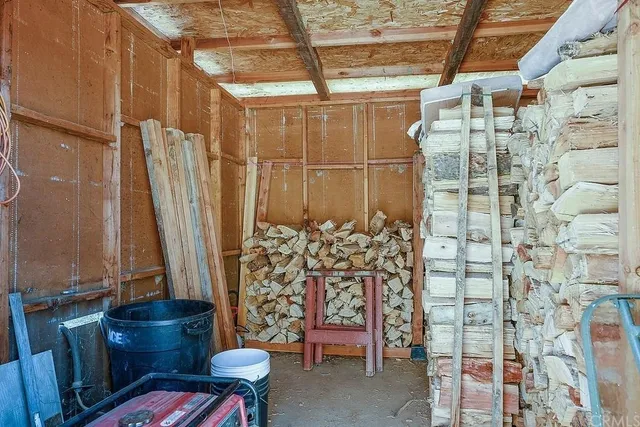 a view of walk in closet