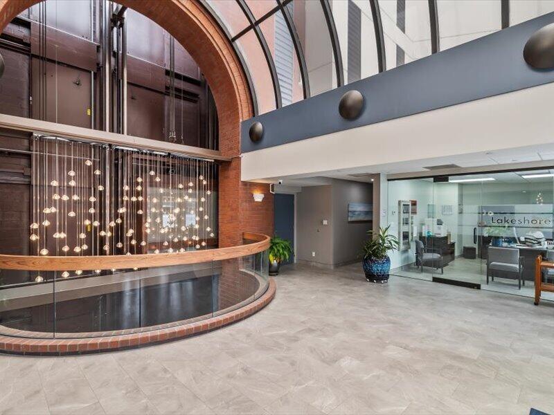 333 Lake Avenue, Unit 308 Racine, WI 53403 - Photo 5 of 51 Lobby