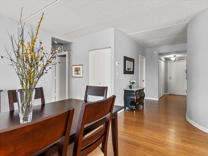 333 Lake Avenue, Unit 308 Racine, WI 53403 - Photo 8 of 51 View from South to Entrance