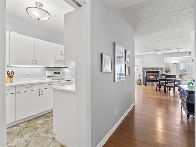 333 Lake Avenue, Unit 308 Racine, WI 53403 - Photo 9 of 51 Kitchen on Left