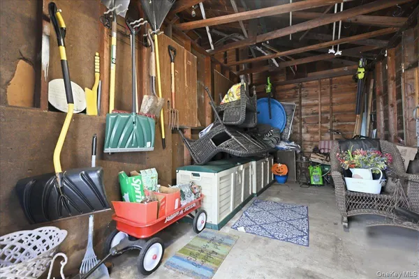 $749,000 | 197 South 4th Street, Lindenhurst, NY 11757