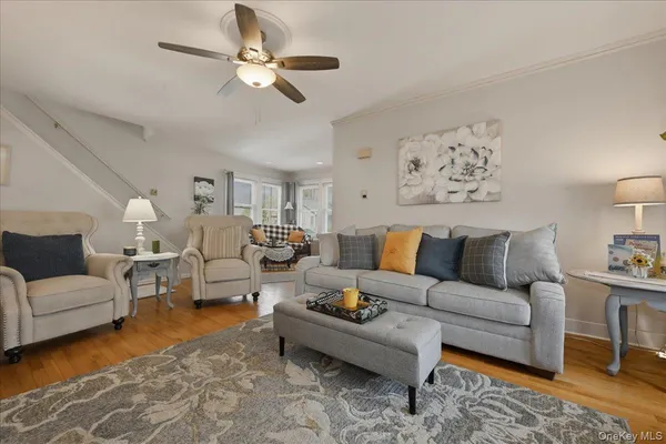 $749,000 | 197 South 4th Street, Lindenhurst, NY 11757