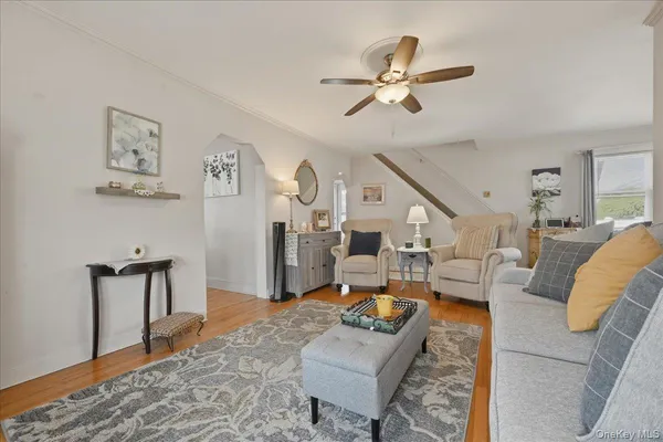 $749,000 | 197 South 4th Street, Lindenhurst, NY 11757