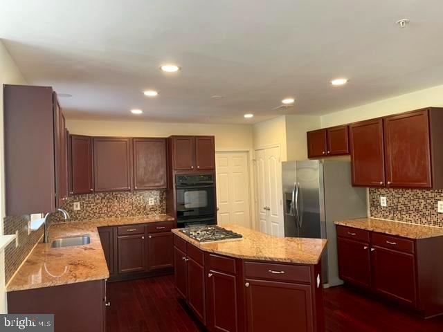 9405 Stream Valley Lane Clinton, MD 20735 - Photo 36 of 57 Double Oven