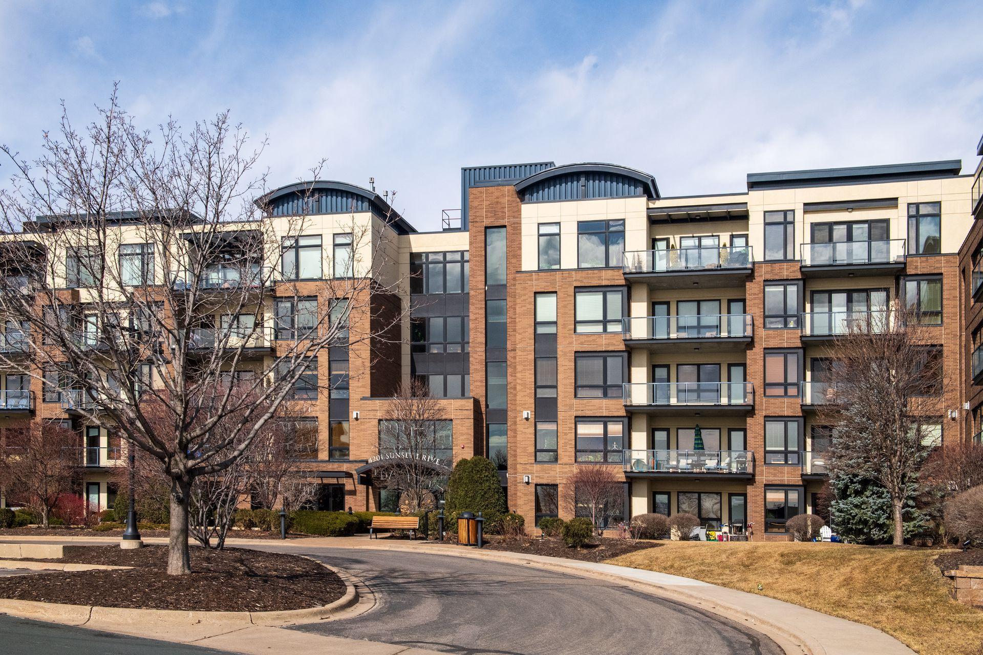 4201 Sunset Drive, Unit N220 Spring Park, MN 55384 - Photo 33 of 72