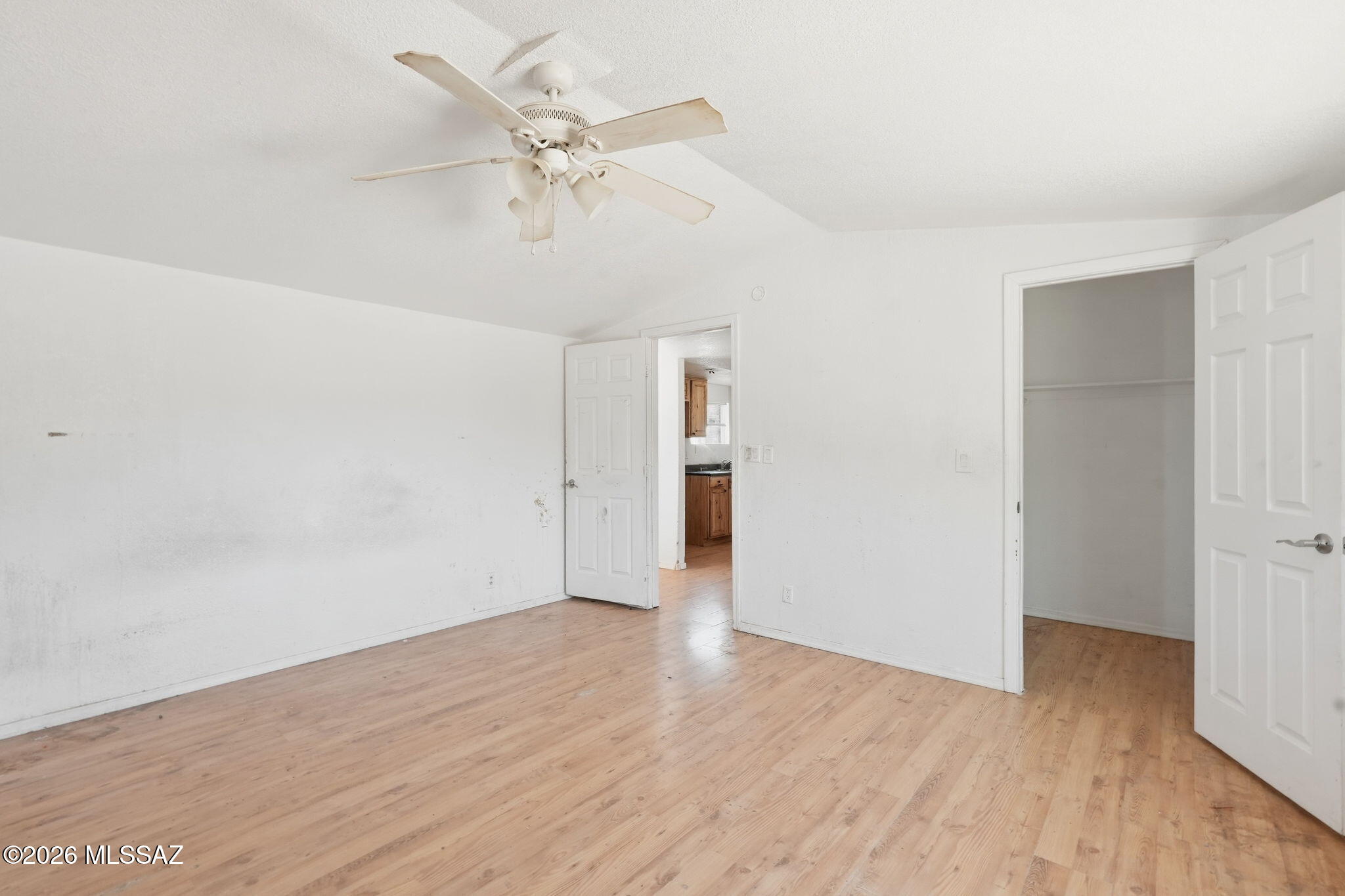6811 North Guthrie Road Tucson, AZ 85743 - Photo 16 of 35 016_ListerPros
