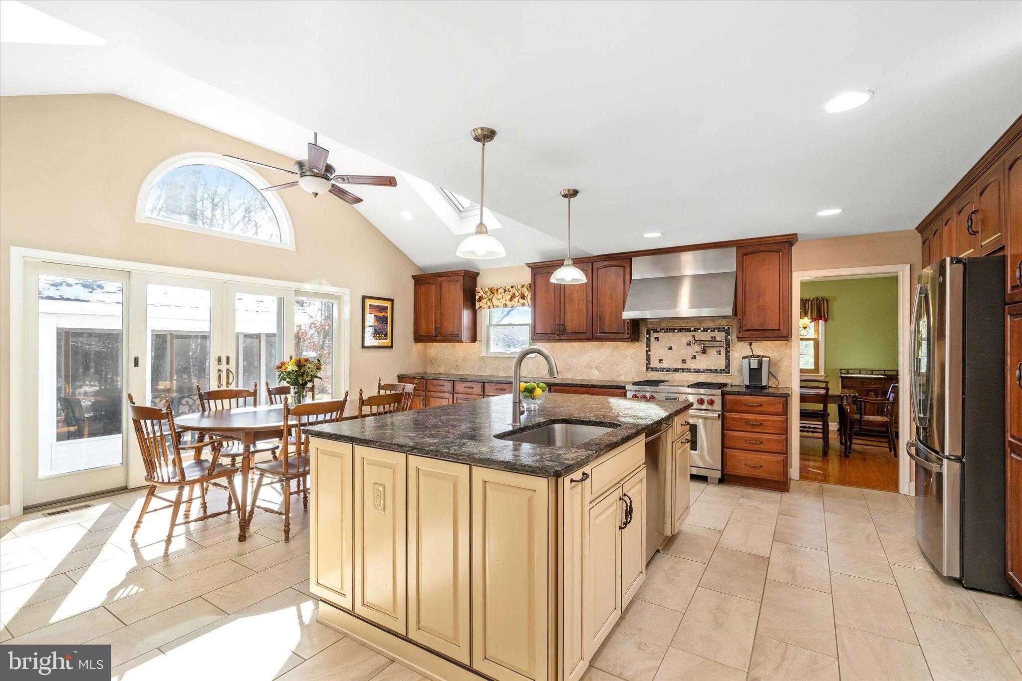 137 Line Trenton, NJ 08691 - Photo 17 of 45