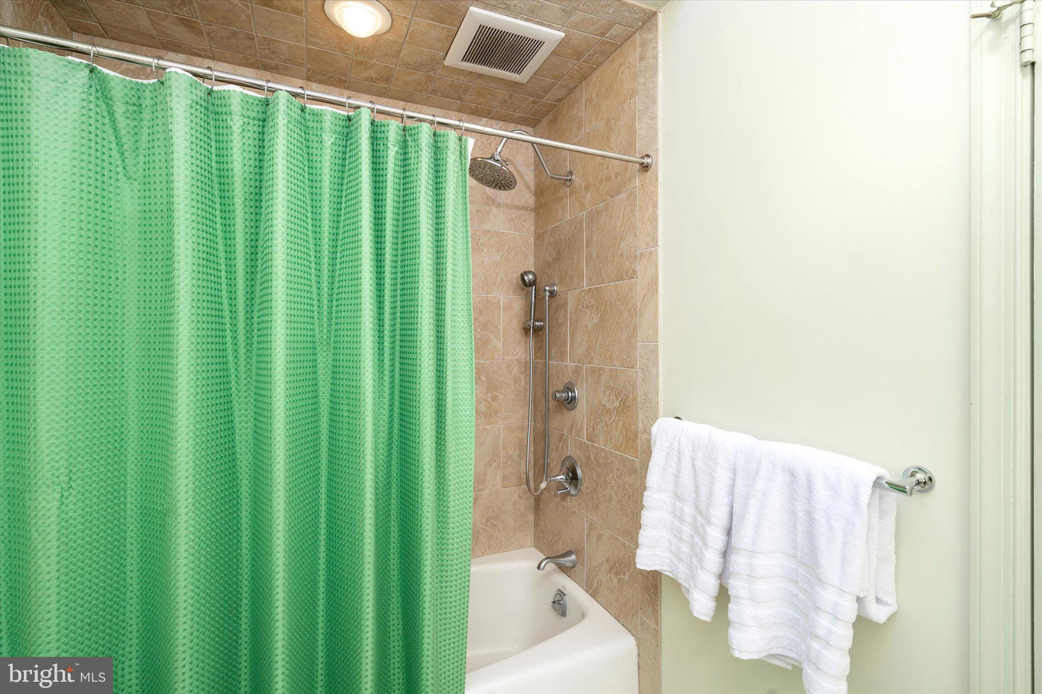 137 Line Trenton, NJ 08691 - Photo 29 of 45