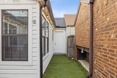 $578,000 | 3635 Bryan Street, Dallas, TX 75204