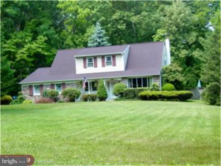 220 Ridge Avenue Newtown, PA 18940 - Photo 2 of 25 Gallery Image 2