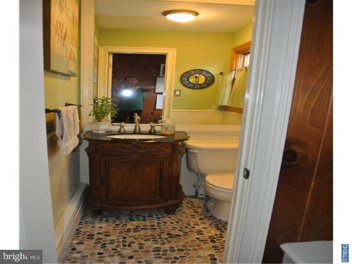 220 Ridge Avenue Newtown, PA 18940 - Photo 9 of 25 Gallery Image 9