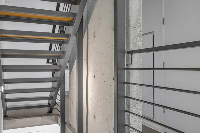 a bathroom with a toilet