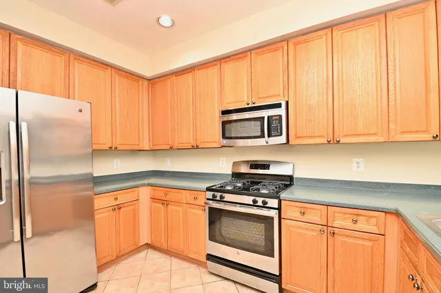 $3,000 | 11775 Stratford House Place, Unit 104, Reston, VA 20190