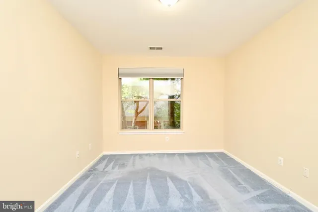 $3,000 | 11775 Stratford House Place, Unit 104, Reston, VA 20190