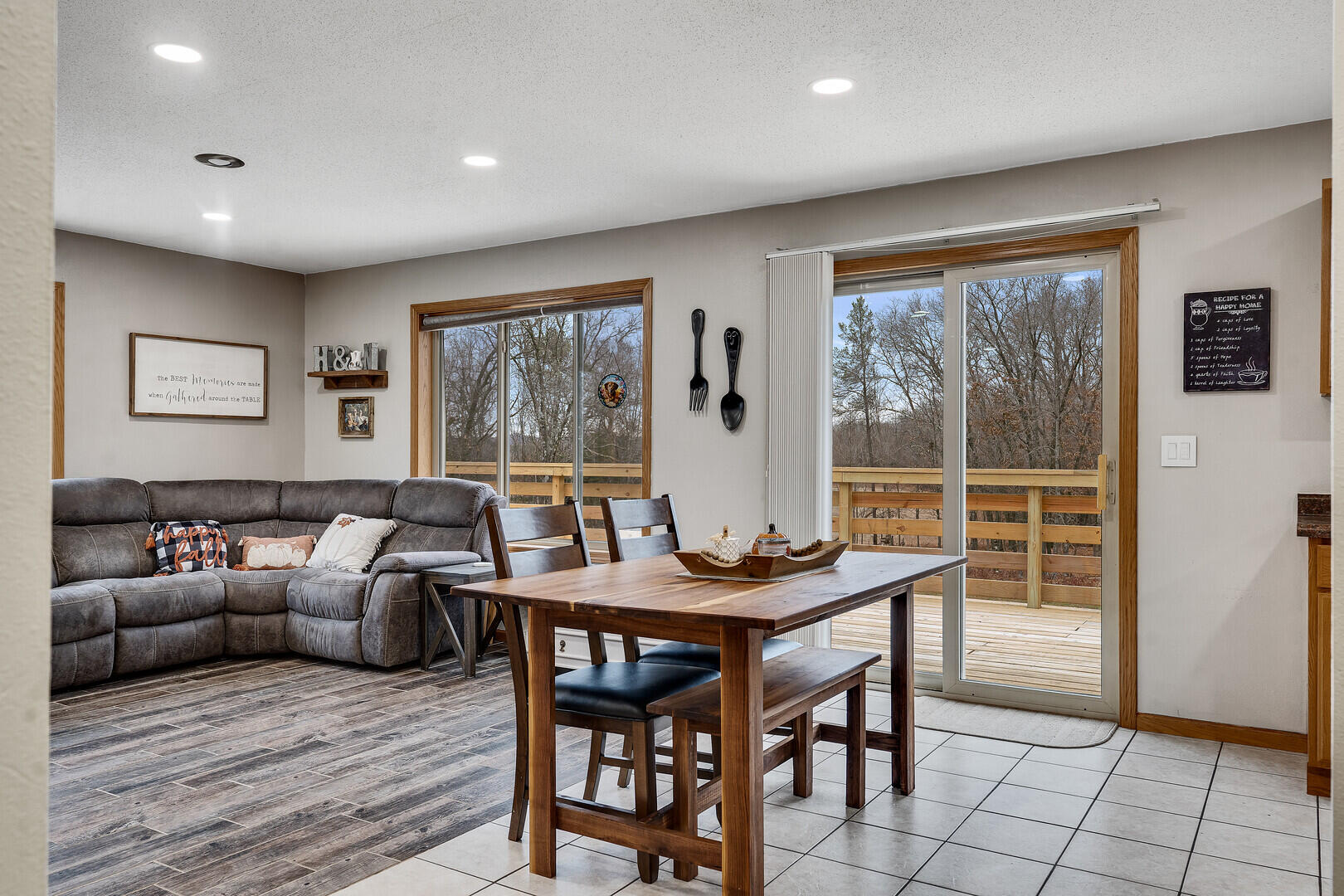 W3711 Lockington Road Farmington, WI 54644 - Photo 12 of 47 Dining Room