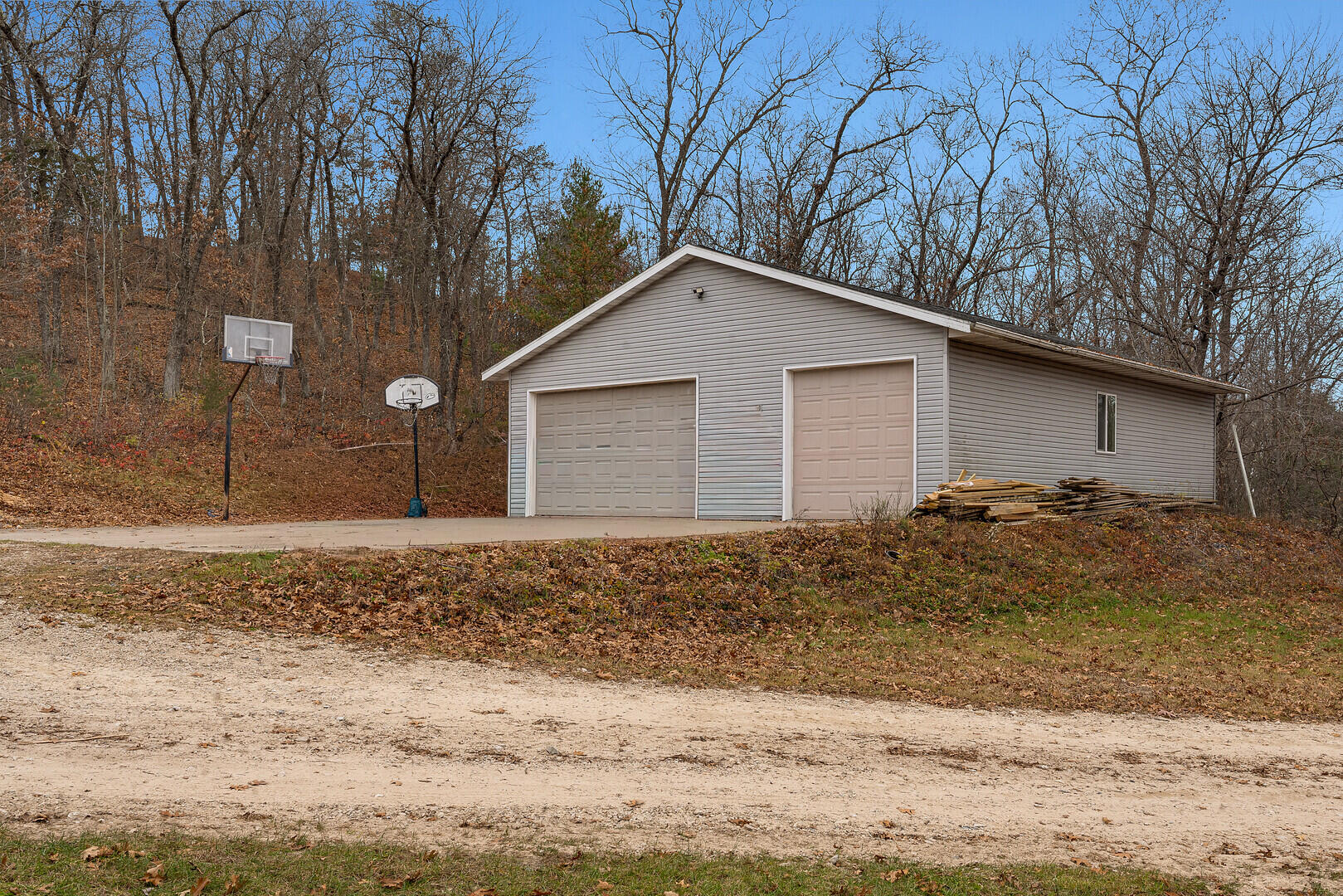 W3711 Lockington Road Farmington, WI 54644 - Photo 38 of 47 Detached Garage