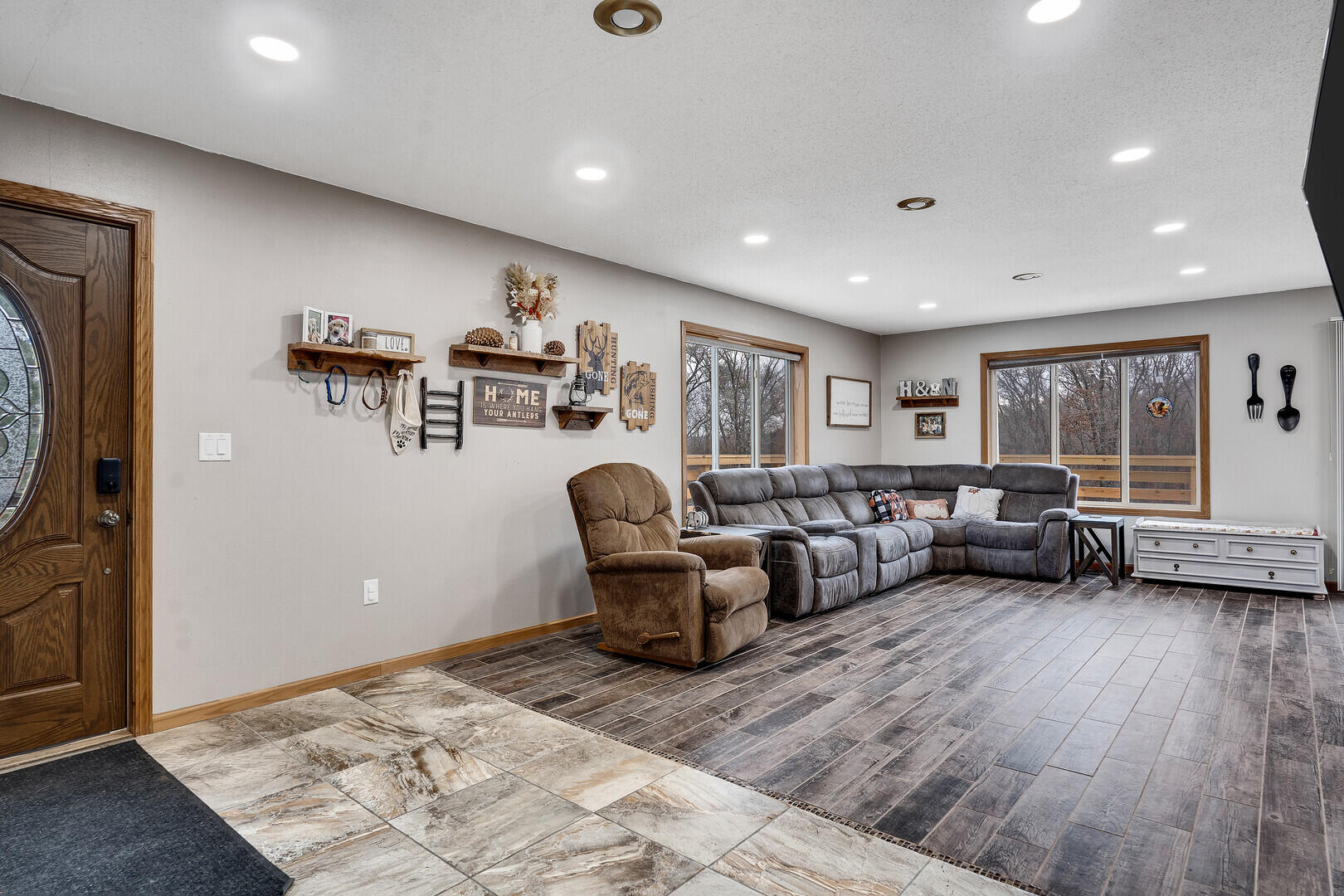 W3711 Lockington Road Farmington, WI 54644 - Photo 10 of 47 Living Room 2
